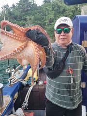 한층 산산해진 날씨 돌문어 사냥 갈 조사님 모십니다