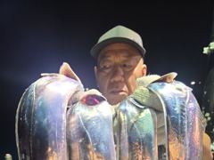 (실시긴)통영VIP만물호 특대갈치 줄줄줄 올라옵니다!!