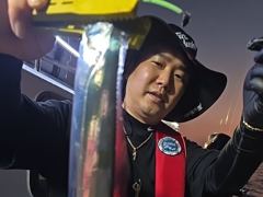 와~25일새벽,내만칼치 3지까지 엄청나 루어에 퍼담고 오늘예약가능~