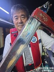 27일새벽,내만칼치 3지씨알급까지 엄청나게잡고,목,금욜예약가능~