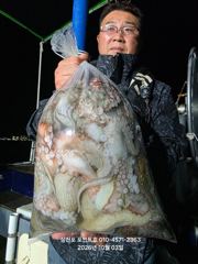 내일 오후&야간 돌문어 출조확정!! 자리여유(예약중!!)