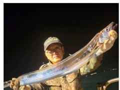 오늘도 줄줄이 올라온 대박 갈치 조황입니다.